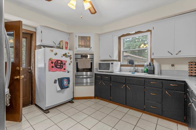 831 Overton Drive NE, Fridley, MN 55432
