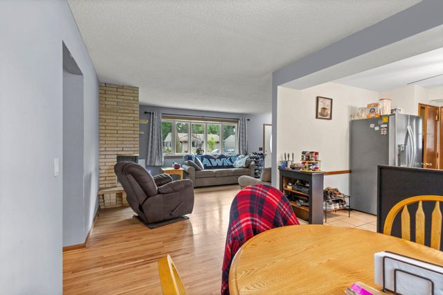 831 Overton Drive NE, Fridley, MN 55432