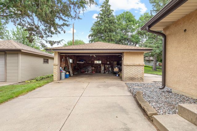 831 Overton Drive NE, Fridley, MN 55432