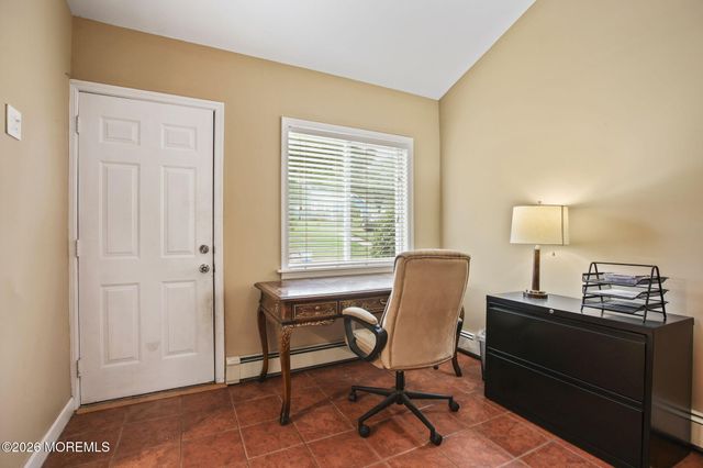 21 Fairway Drive, Toms River, NJ 08753