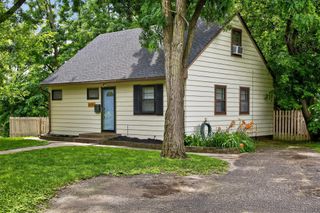6701 34th Avenue N, Crystal, MN 55427