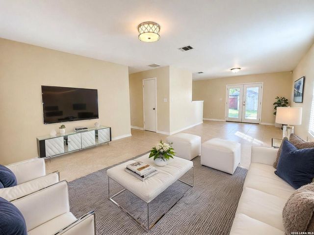 9656 SHOREBIRD LN, San Antonio, TX 78245