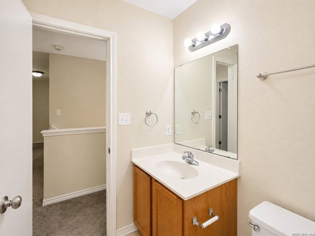 9656 SHOREBIRD LN, San Antonio, TX 78245
