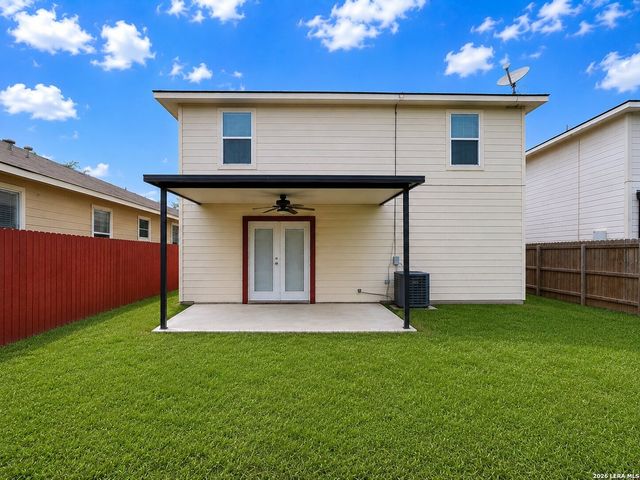 9656 SHOREBIRD LN, San Antonio, TX 78245