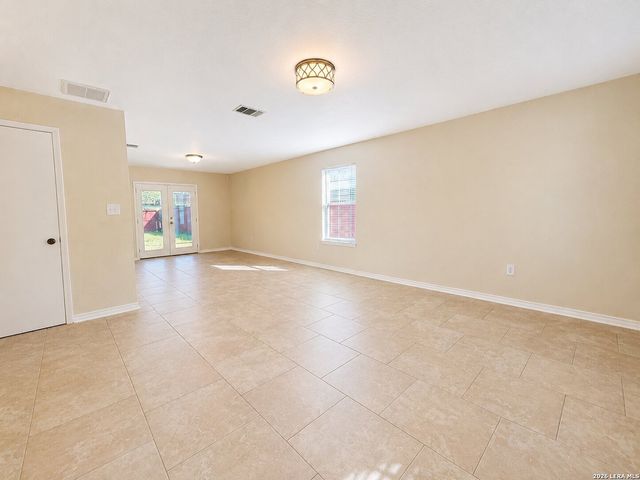 9656 SHOREBIRD LN, San Antonio, TX 78245
