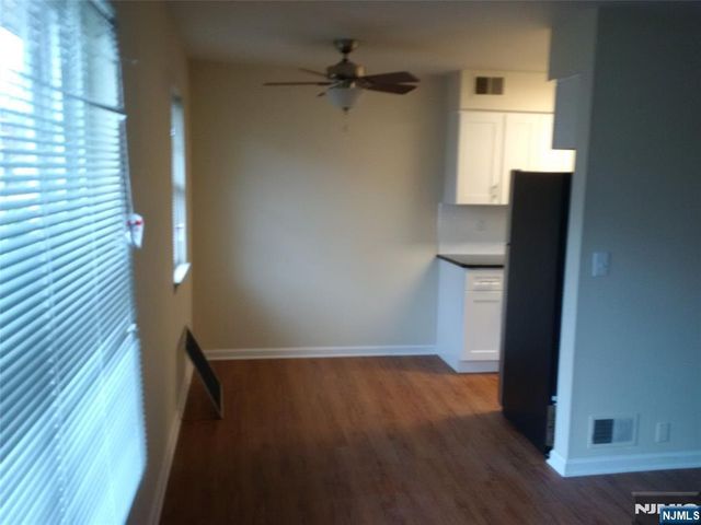 360 Knickerbocker Road 36, Dumont, NJ 07628