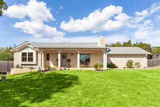 7008 Chinook DR, Austin, TX 78736