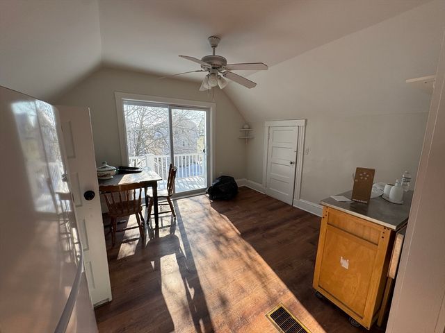 21 Davis Rd 3, Belmont, MA 02478