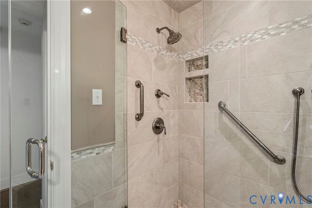 7670 Idlewyld Rd, Richmond, VA 23225