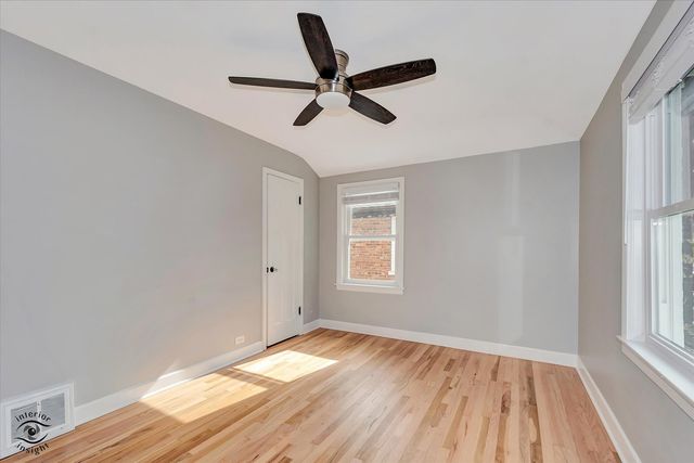 5230 S Hamlin Avenue, Chicago, IL 60632