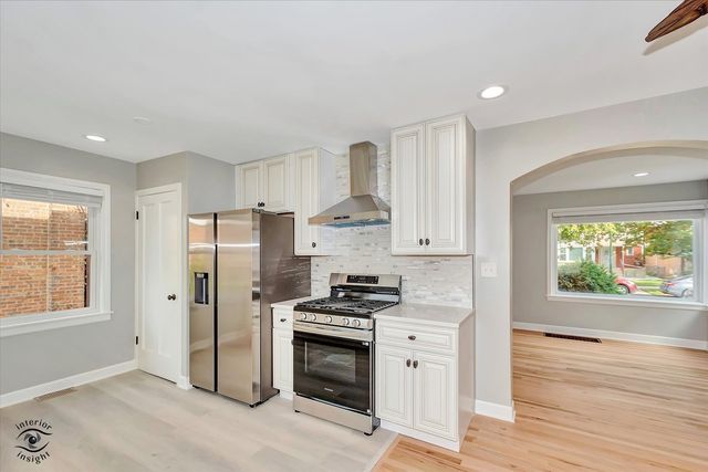 5230 S Hamlin Avenue, Chicago, IL 60632