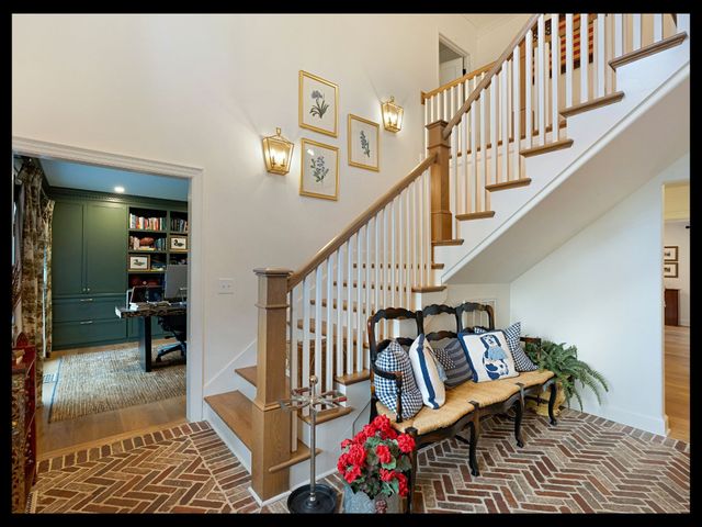 202 Deerfield Ln, Franklin, TN 37069