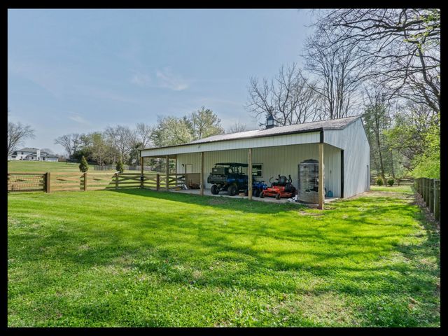 202 Deerfield Ln, Franklin, TN 37069