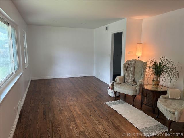 618 SE Wilshire Avenue, Bartlesville, OK 74006