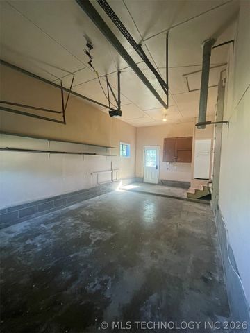618 SE Wilshire Avenue, Bartlesville, OK 74006