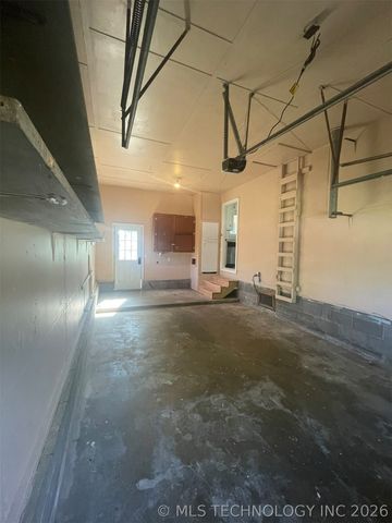 618 SE Wilshire Avenue, Bartlesville, OK 74006