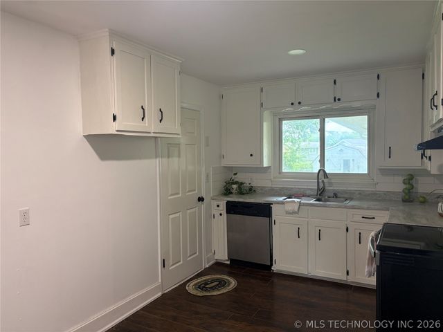 618 SE Wilshire Avenue, Bartlesville, OK 74006