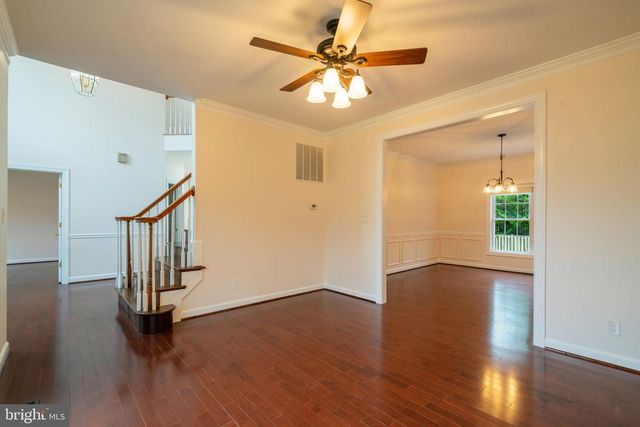 8038 HOLLAND RD, Alexandria, VA 22306