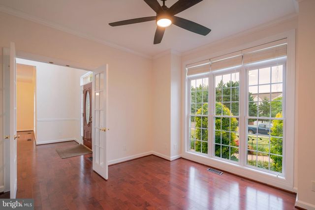 8038 HOLLAND RD, Alexandria, VA 22306