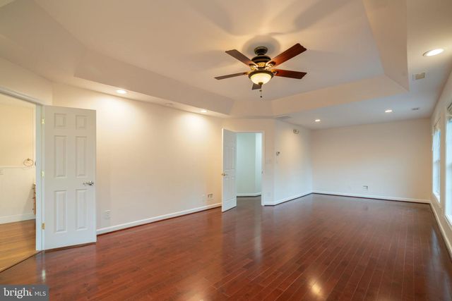 8038 HOLLAND RD, Alexandria, VA 22306