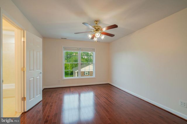 8038 HOLLAND RD, Alexandria, VA 22306