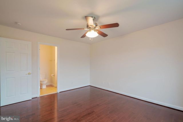 8038 HOLLAND RD, Alexandria, VA 22306
