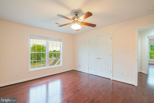 8038 HOLLAND RD, Alexandria, VA 22306