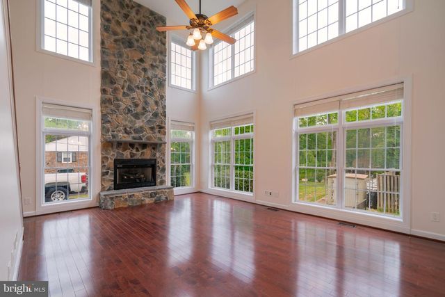 8038 HOLLAND RD, Alexandria, VA 22306