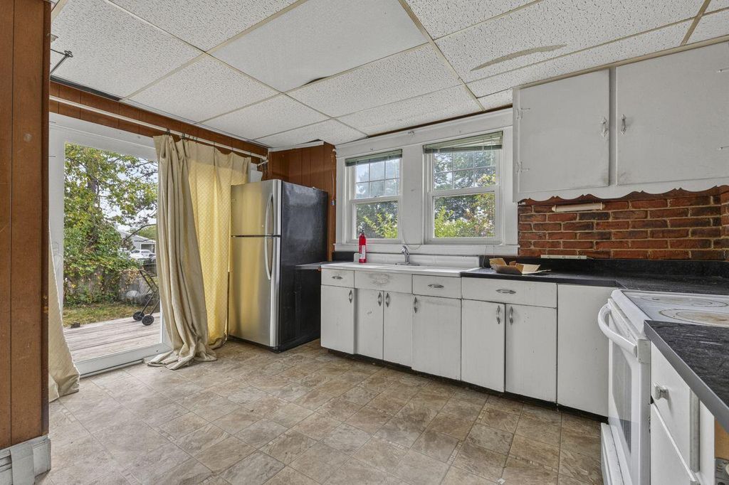 62 Powsland Street, Portland, ME 04102 — photo 3