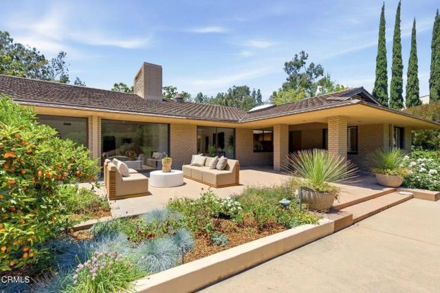 1046 Oak Grove Place, San Marino, CA 91108