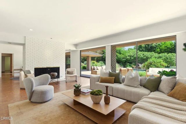 1046 Oak Grove Place, San Marino, CA 91108