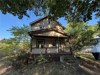 1033 Olive Avenue NE, Warren, OH 44483