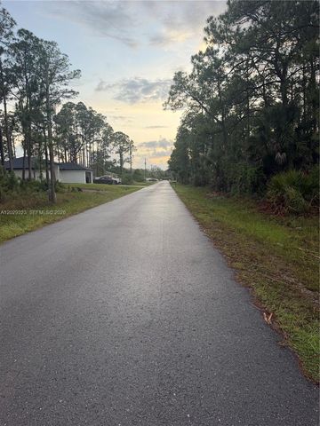 3204 32 ST W, Lehigh Acres, FL 33971