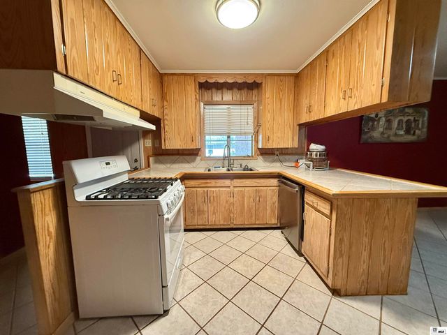 908 S MAPLE STREET, Ruston, LA 71270