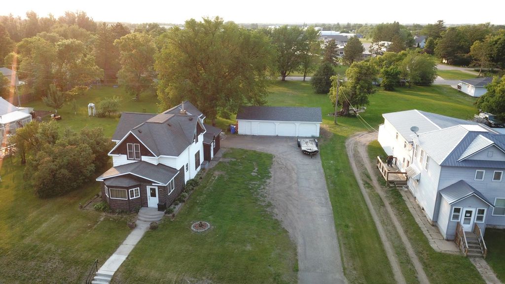 502 S Lake Street, Frazee, MN 56544