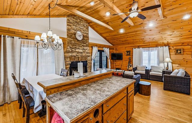 1944 River Crest Parkway, Rutherfordton, NC 28138