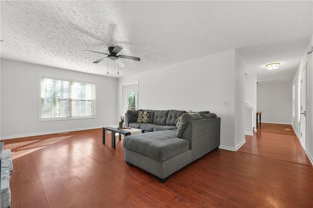 2915 Cedar Mill Drive, Acworth, GA 30102