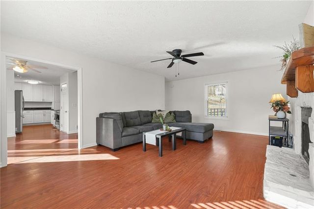 2915 Cedar Mill Drive, Acworth, GA 30102