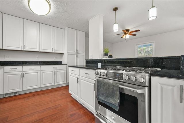 2915 Cedar Mill Drive, Acworth, GA 30102