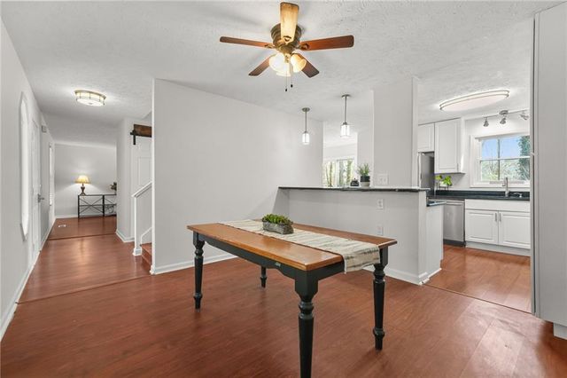 2915 Cedar Mill Drive, Acworth, GA 30102