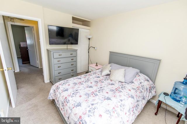 4909 ASPEN HILL RD, Rockville, MD 20853