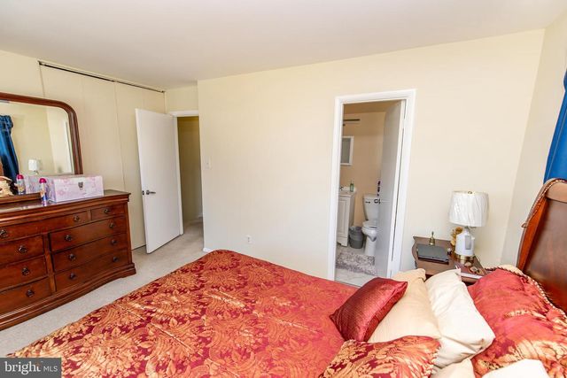 4909 ASPEN HILL RD, Rockville, MD 20853