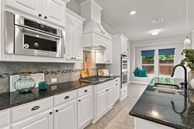 8600 Tutbury Place, Mckinney, TX 75070