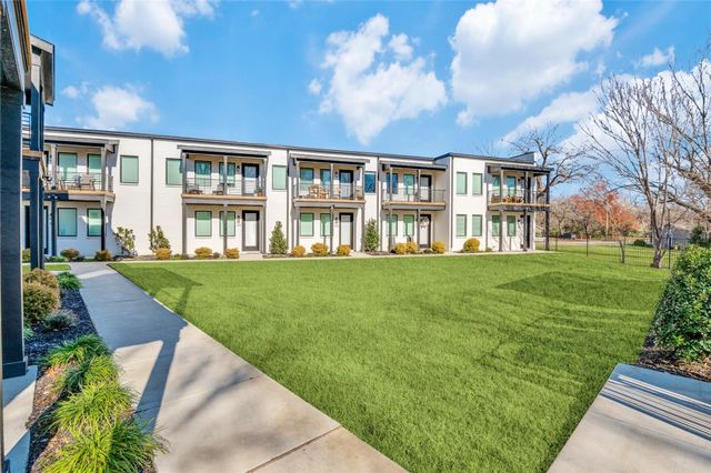 408 Dr Martin Luther King Jr Boulevard 103, Waxahachie, TX 75165