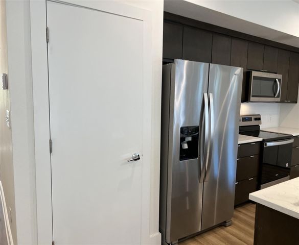 408 Dr Martin Luther King Jr Boulevard 103, Waxahachie, TX 75165