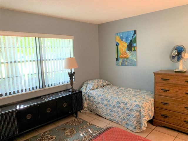 275 16th Avenue, Vero Beach, FL 32962