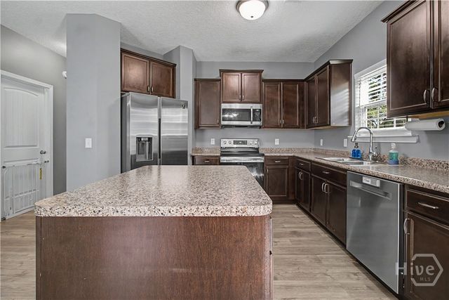96 Griffin Road, Allenhurst, GA 31301