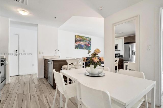 481 NE 29th St 702, Miami, FL 33137