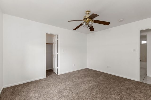 1812 Settlers Court Drive, Sealy, TX 77474