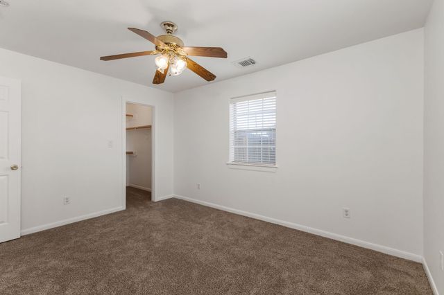 1812 Settlers Court Drive, Sealy, TX 77474